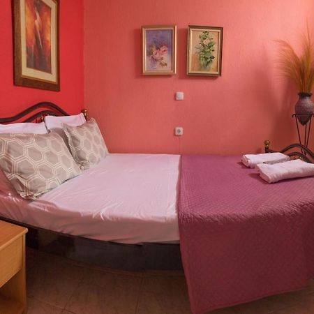 הוילה פפקוהורי Zoli House מראה חיצוני תמונה