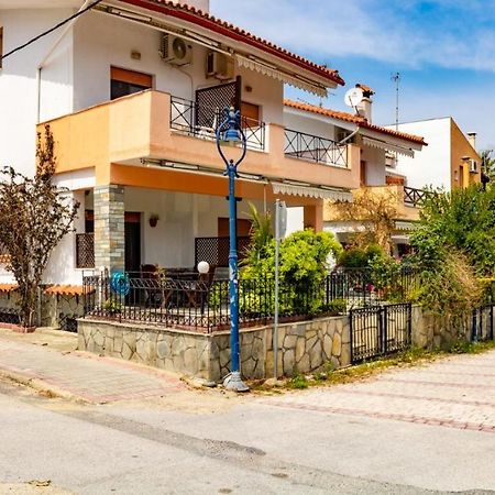 הוילה פפקוהורי Zoli House מראה חיצוני תמונה