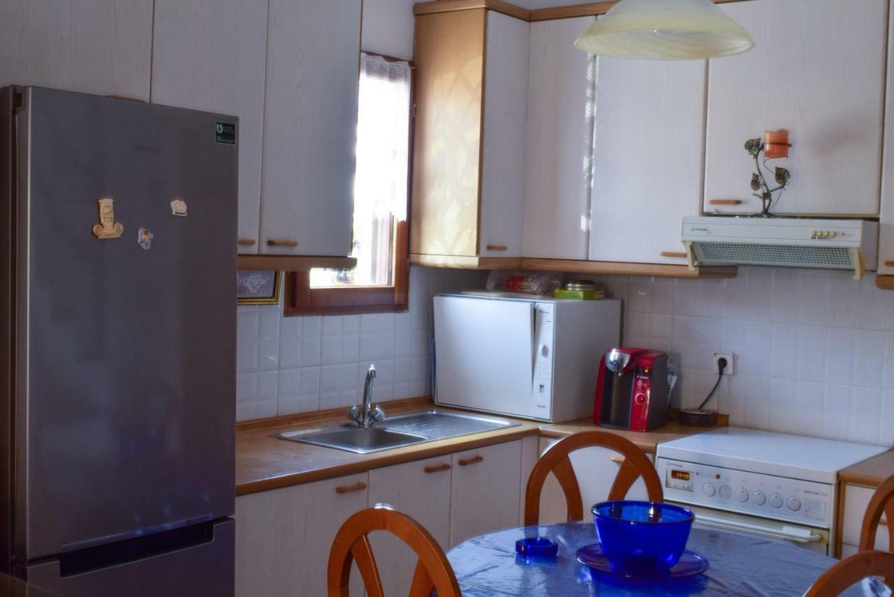 הוילה פפקוהורי Zoli House מראה חיצוני תמונה